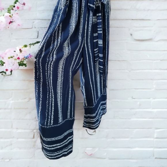 Luxology Palazzo Pantsuit - Picture 2 of 14